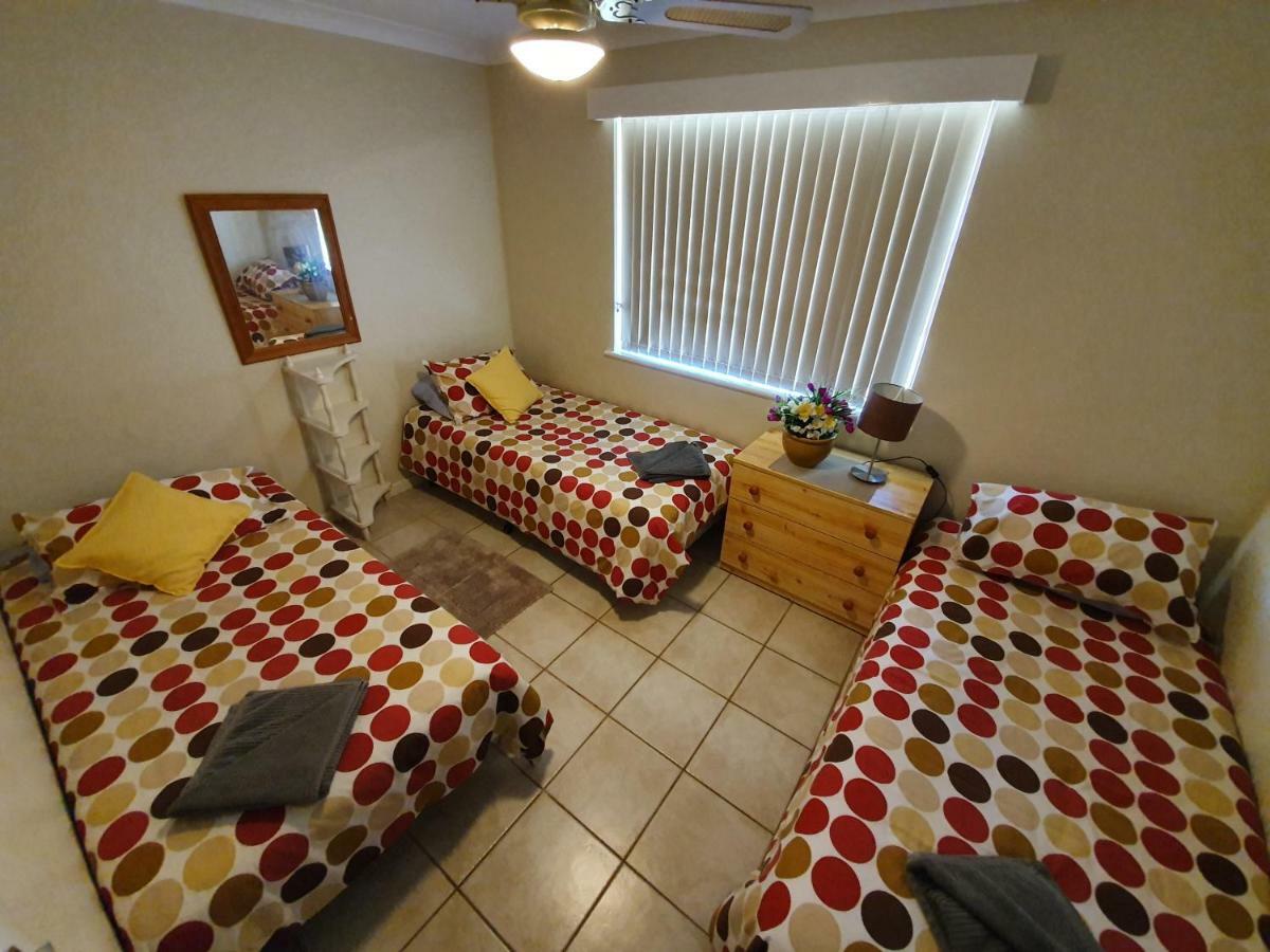 Ocean Beach Chalet 15 Джуриен-Бэй Экстерьер фото